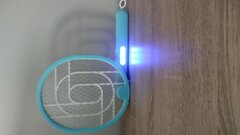 Elektrische Fliegenklatsche/Fänger mit UV-LED-Lampe
