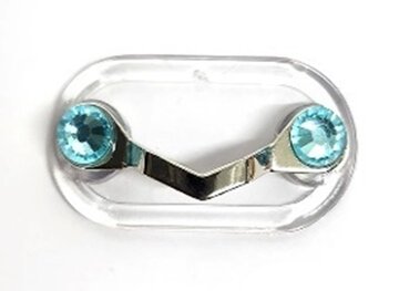 Magnetische brillenhouder Kleur Zilver met blauw kristal,
