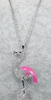 gro&szlig;er Flamingo, Fl&uuml;gel farbig, schwarzes auge, strass