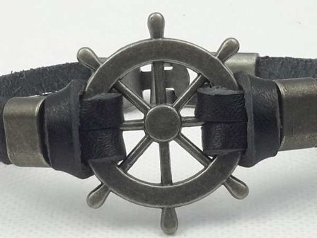 lederen armband met geborstelde stalen Wiel.