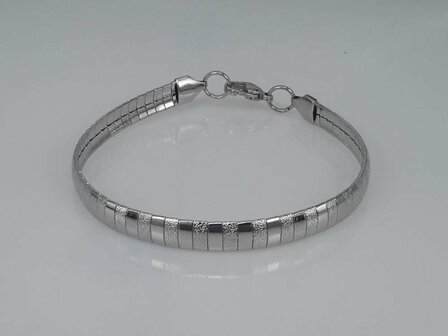 Edelstaal Omega Choker armband, glad / hamerslag