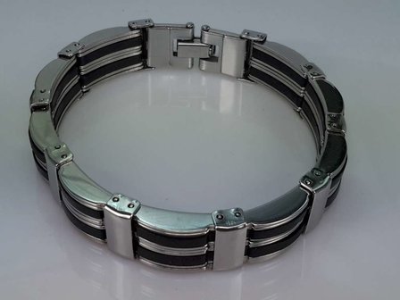 Edelstalen schakel armband met Zwart Rubber.