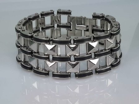 Edelstalen breed schakel armband met Zwart Rubber.