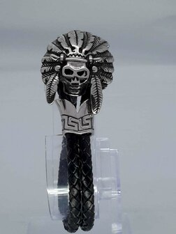 Lederarmband schwarz, Duo-Zopf, Indianer-Totenkopf aus Edelstahl