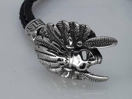 Lederarmband schwarz, Duo-Zopf, Indianer-Totenkopf aus Edelstahl