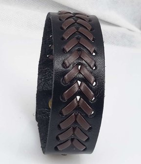 Halb breite Lederarmband, glatt, V-Geflecht, schwarz, je 3