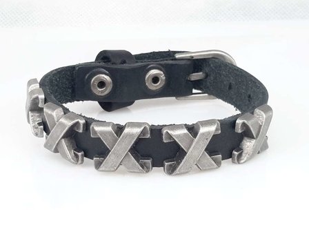 Leren Armband, 5 studs &#039;X&#039;, gesp