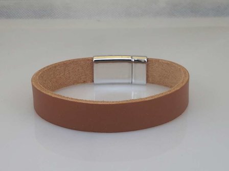 Glad leren Armband, cognac, smal, magneetsluiting