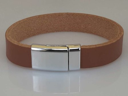 Glad leren Armband, cognac, smal, magneetsluiting