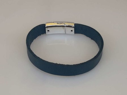 Glad leren Armband, blauw, smal, magneetsluiting