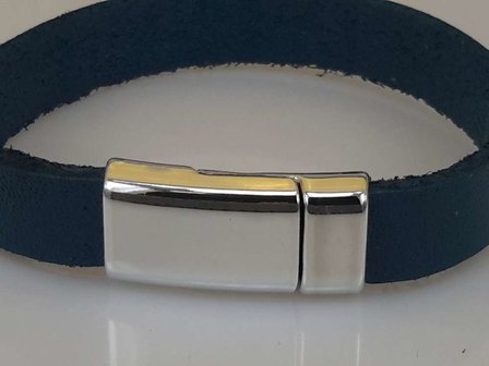 Glad leren Armband, blauw, smal, magneetsluiting