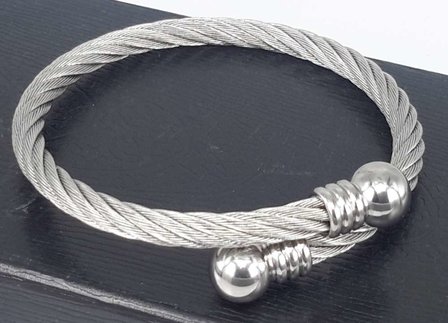 Edelstahl Damenarmband, flexibles Kabel.