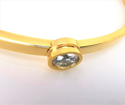 Edelstaal smalle slaaf Armband goudkleurig met 5 mm kristal.