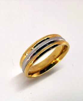 Edelstahl Ringe, 2 goldf. ring 1 stahlf ring, box 36st