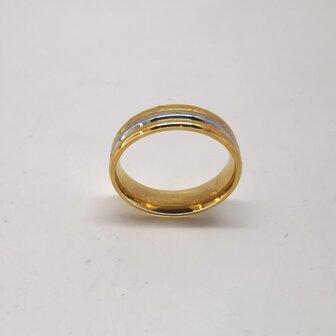 Edelstahl Ringe, 2 goldf. ring 1 stahlf ring, box 36st