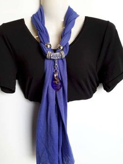 Sjaal met murano glashanger, kobaltblauw en rood