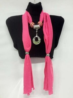 Sjaal met murano glashanger, kleur Telemagenta