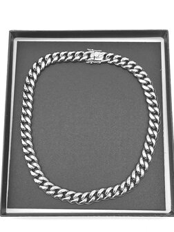 Stalen zilverkleurige Cubaanse schakelketting 45cm.