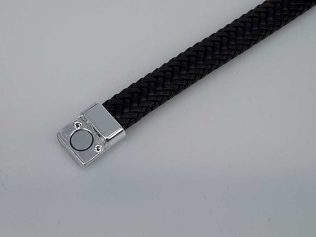 Leder schwarz fein geflochtenes Armband mit Magnetverschluss.