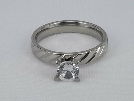Edelstaal Ringen zilverkleurig ring met schuin streep bezet 5mm zirconia