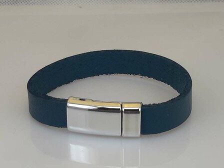 Glad leren kinderen armband, blauw, smal, magneetsluiting