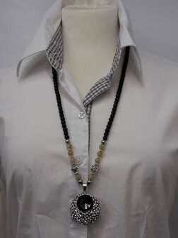 Kralenketting, 75 cm, zwart en zilverkl. kralen en beige edelsteenkralen, 3 kleur verkrijgbaar.
