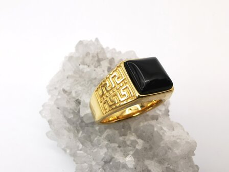Edelstahl-Edelstein-Onyx-goldfarbener griechischer Design-Ring. Vierkantringe mit Schutzstein