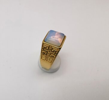 RVS Edelsteen Opaal goudkleurig Griekse design Ring. Vierkant ringen met beschermsteen