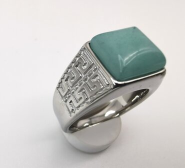 Edelstahl Edelstein gr&uuml;ner Calcit silberfarbene quadratische Ringe im griechischen Design mit Schutzstein.