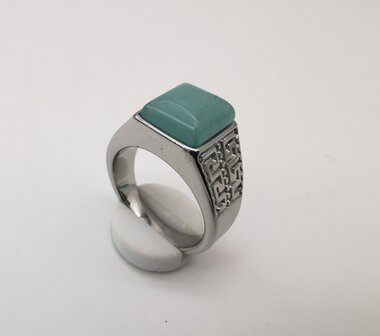 Edelstahl Edelstein gr&uuml;ner Calcit silberfarbene quadratische Ringe im griechischen Design mit Schutzstein.