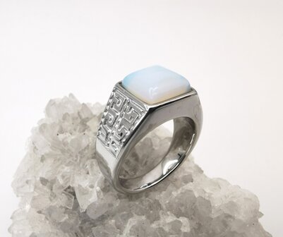 RVS Edelsteen Opaal zilverkleurig Griekse design vierkant ringen met beschermsteen. 