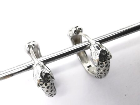 OHRRINGE AUS EDELSTAHL HERREN TIGERFORM SILBER DURCHBROCHENE DETAILS &Oslash; 13 mm