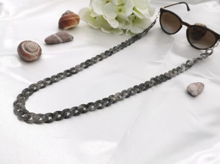 Trendige 2-in-1-Sonnenbrille/Halskette &ndash; Brillenband, Acryl-Gliederkette &ndash; L70 cm, Grau-Melange
