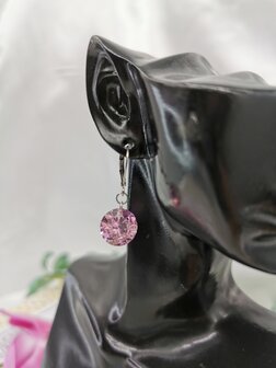 Oorbellen met facet geslepen roze kristal &Oslash; 12mm - RVS 