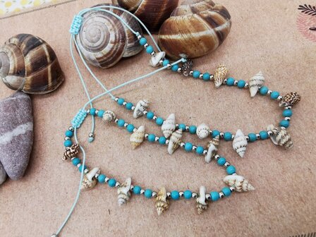 Set: Armband + Enkelbanje Bohemian met turquoise edelsteen kralen.