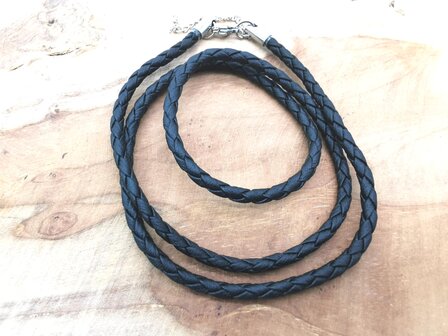 Zwart gevlochten leren ketting, D 4mm