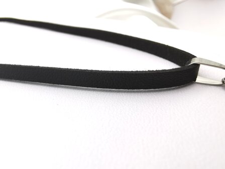 Schwarze, flache Lederkette, Breite 4 mm