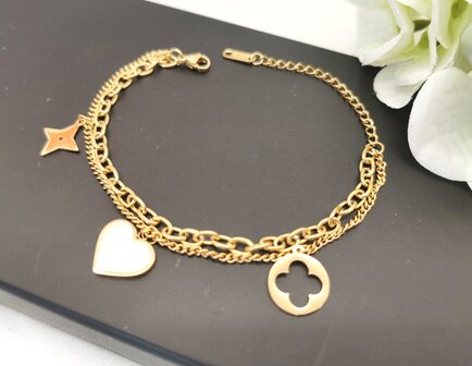 Doppeltes goldfarbenes Gliederarmband mit 3 Anh&auml;ngern