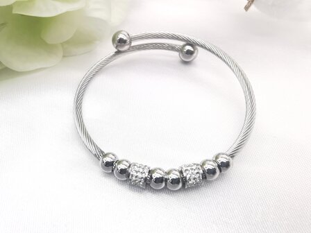 RVS zilverkleur flexibel Twisted armband met strass-elementen