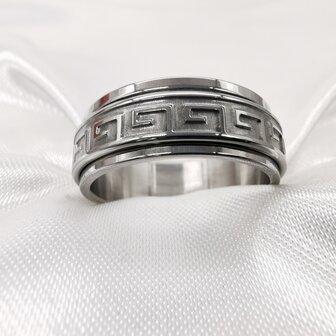 RVS zilverkleurig anti stress ring met geborsteld zilver Grieks teken, doos 36 stuks 