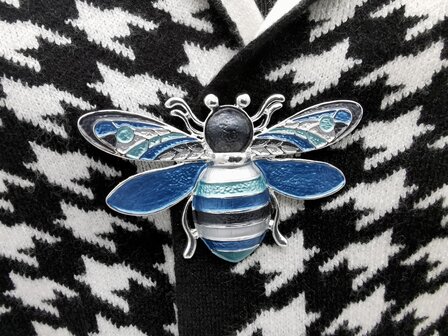 Magnetbrosche - 3D - Bienen - Blau/Silber - zum Verschlie&szlig;en von Schal, Schal und Strickjacke.