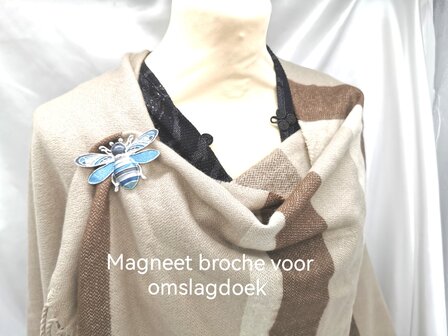 Magneet broche - 3D - bijen - Blauw/ zilver - voor omslagdoek, sjaal en vest om te sluiten.