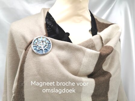 Magneet broche, Levensboom Design, blauw bladeren en zilverkleur nerf, &Oslash; 46 mm.