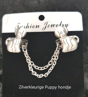 Clips met dubbel ketting, puppy hondje voor vest - sjaal - omslagdoek in kleur antiek zilver look.