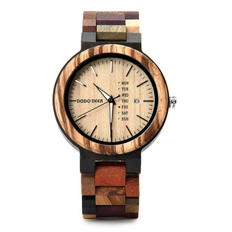donker houten horloge, band houten schakels, beige wijzerplaat, dag en datum, horlogesluiting