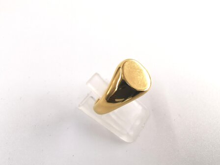 Wundersch&ouml;ner goldfarbener Siegelring aus Edelstahl, oval, glatt, schlicht. Karton 36 St&uuml;ck