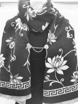 Clips aan dubbele ketting, Mandala symbool in antiek zilverkleur.