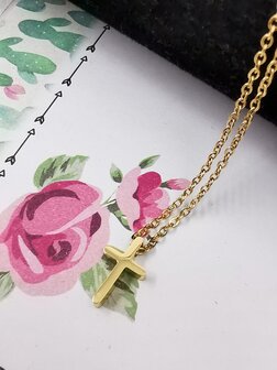 RVS goudkleurig fijne Ketting L 45 cm met mini kruisje