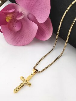 RVS Goudkleurig 45 cm Ketting met Kruis met Jezus.