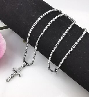 RVS 45 cm Heren Ketting met Kruis met Jezus 